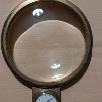 lente da tavolo serie Home/Desk di Gucci