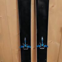 Sci d'alpinismo dynafit black light