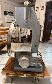 Sega a nastro per macellazione