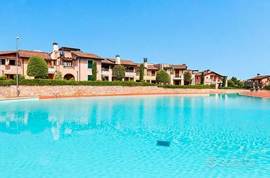 Manerba del Garda, trilocale con giardino privato