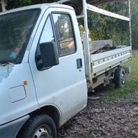 Furgone peugeot boxer centinato