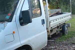 Furgone peugeot boxer centinato