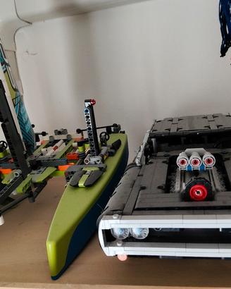 Lotto LEGO Technic vari modelli  (gru, moto, ecc )