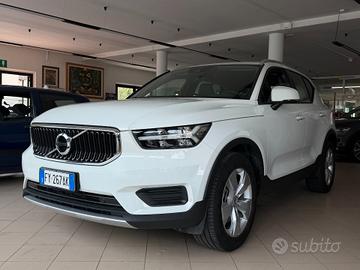 Volvo XC40 2.0cc 190Cv Automatica-Retrocamera