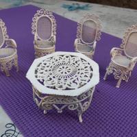 tavolo e sedie da giardino per casa delle bambole 