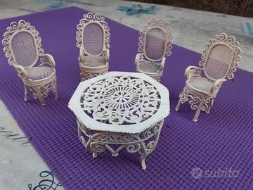 tavolo e sedie da giardino per casa delle bambole 