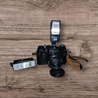 Macchina fotografica Zenit TTL più accessori