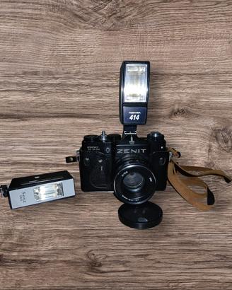 Macchina fotografica Zenit TTL più accessori