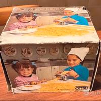 Macchina gioco per fare la pasta fresca Omc
