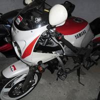 Ricambi usati yamaha fzr 600 - 1989