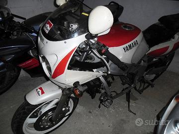 Ricambi usati yamaha fzr 600 - 1989