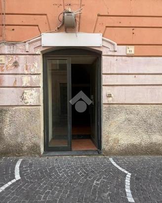 NEGOZIO A SAN GIORGIO A CREMANO