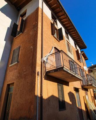 4 LOCALI A LUMEZZANE