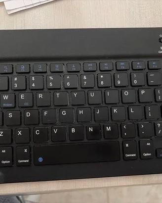 Tastiera Bluetooth wireless per tablet