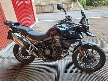 Triumph Tiget 900 GT