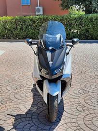 Yamaha Tmax 530