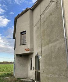 Porzione di casa a Tribano (PD)