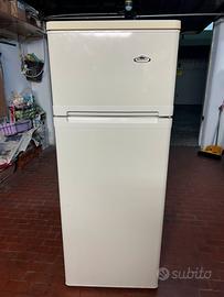 Frigorifero con congelatore