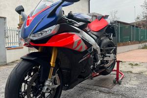 Aprilia RSV4 Factory 2024