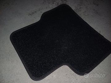 Tappetini posteriori peugeot 208