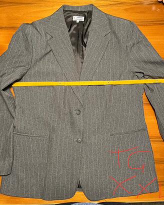 Completo per hostess-receptionist