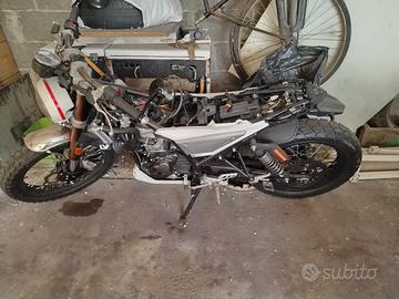 moto 125 mondial 