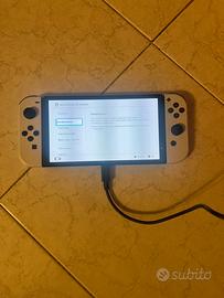 Nintendo switch Oled + custodia e gioco FC24