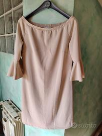 Tubino con collo a barchetta e maniche a 3/4