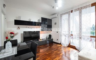 TRILOCALE MODERNO SU DUE LIVELLI CON TERRAZZO DI 5