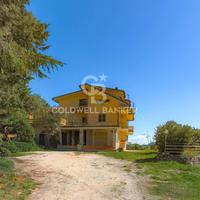 Villa trifamiliare - Anagni