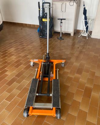 Cavalletto per moto