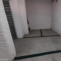 Posto moto piano terra in garage comune