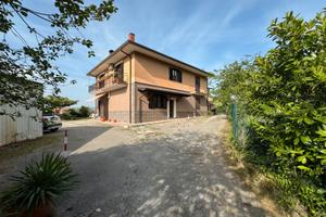 Con ingresso indipendente e spazio esterno