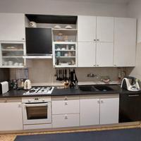 Cucina bianca e nera