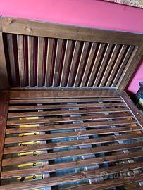 Letto a doghe rigide in legno massello 120x200