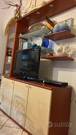 Parete soggiorno con mobile TV