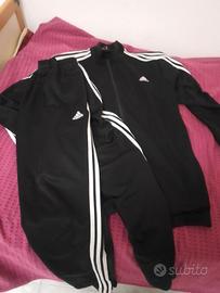 tuta Adidas e giubbotto senza maniche piumino