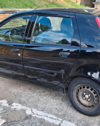 Fiat Punto 1.9 Diesel  – Anno 2001