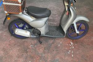 Aprilia Scarabeo 50 - 2011