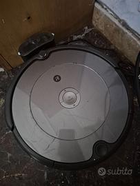 Irobot roomba 697 con base di ricarica e 2 filtri