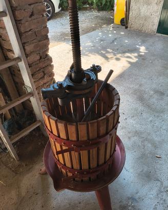 torchio vinario manuale (o torchio da uva)