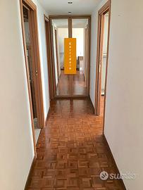 TUSCOLANA SUBAUGUSTA TRILOCALE ARREDATO Con TERRAZ