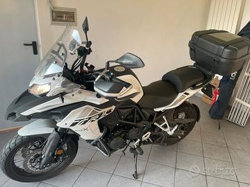 Benelli TRK 502X