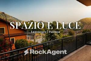 Appartamento di 153 m² con 5 locali e box auto a L