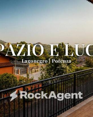Appartamento di 153 m² con 5 locali e box auto a L