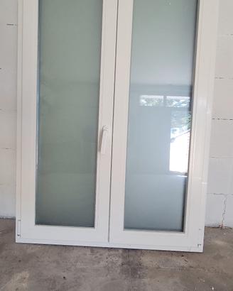 finestra pvc vetro opaco 3 vetri