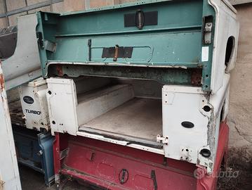 cassone Post.  Land rove Defender 88.90.130