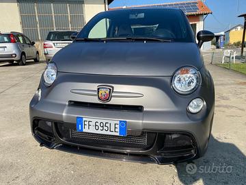 Abarth 695 BIPOSTO