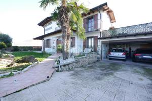 BIFAMILIARE A COMEZZANO-CIZZAGO