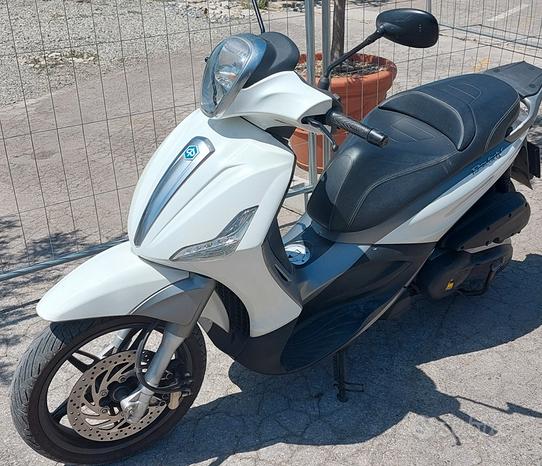 Ricambi Piaggio beverly 350